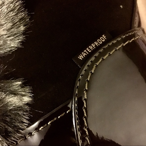 In BOX Pair of WATERPROOF BOOTS. BRAND NEW BROWN - Picture 6 of 7